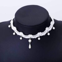 Halsband mit Perlen